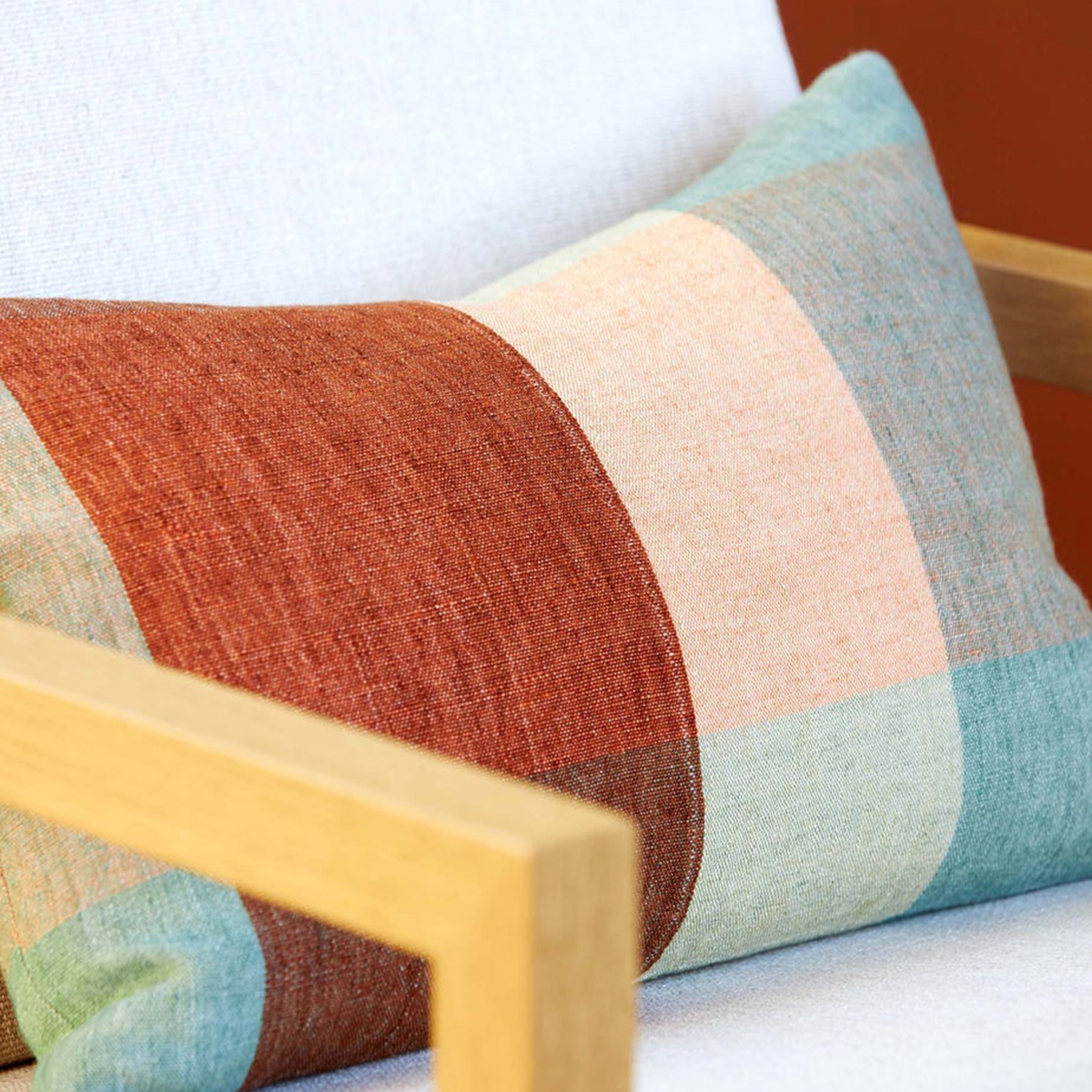 Clyde Cushion - Multi