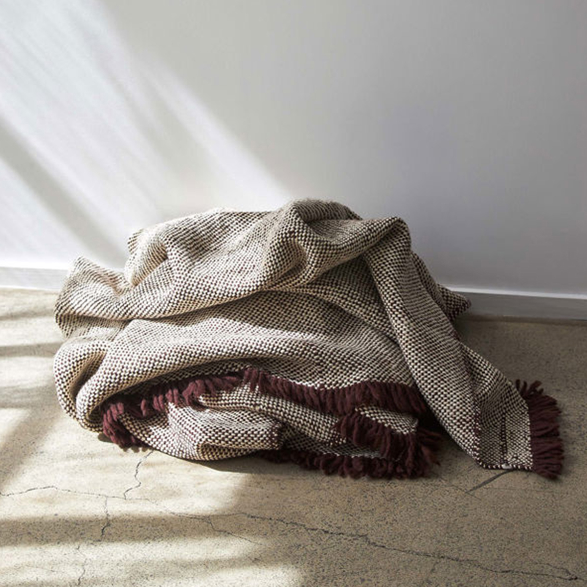 Hutt Wool Throw - Mulberry/Natural