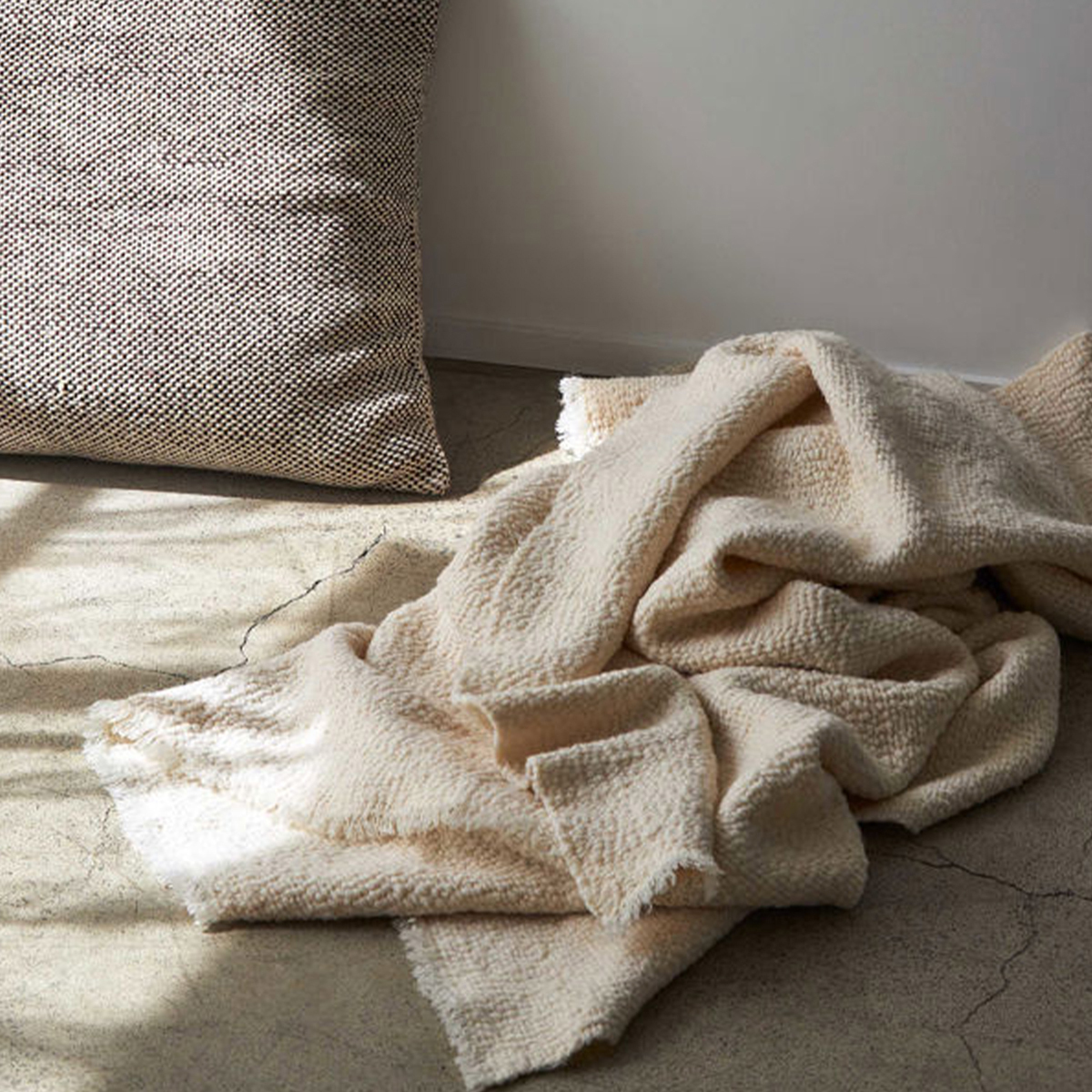 Hutt Wool Throw - Ivy/Natural