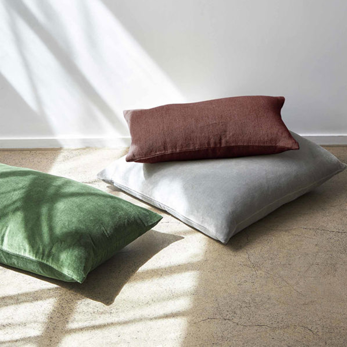 Velvet Cushion - Spirulina