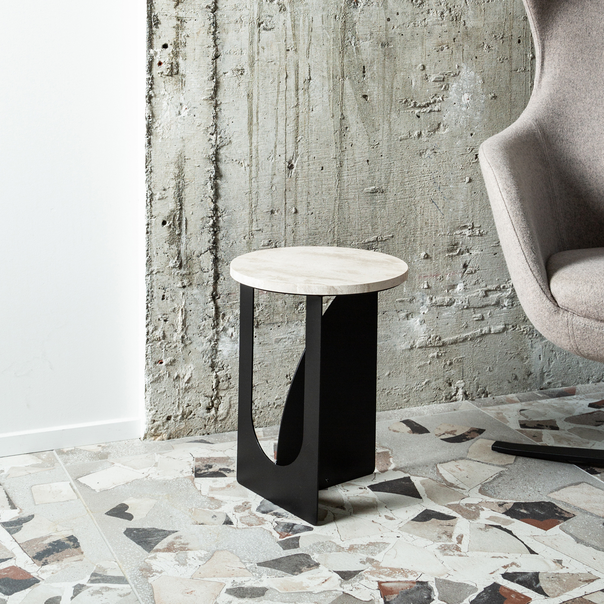 Arch Side Table - Black / Grey Tundra