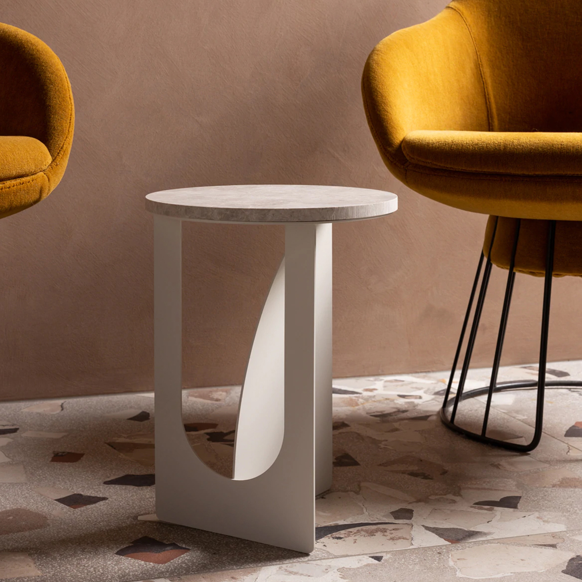 Arch Side Table - White / Grey Tundra