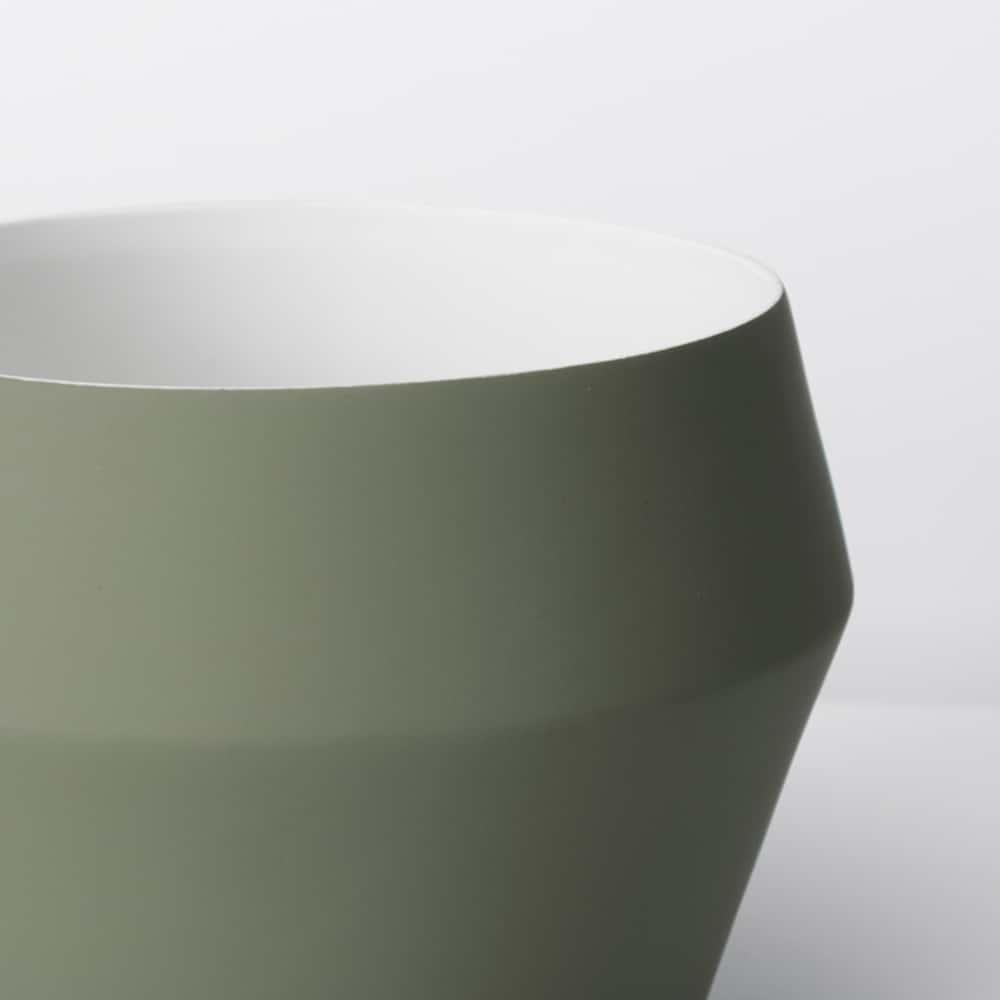 Romo Medium Planter - Olive