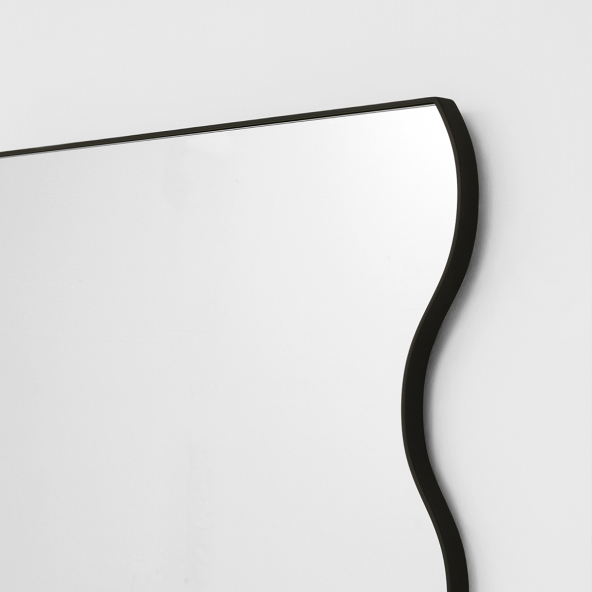 Artemis Mirror - Black