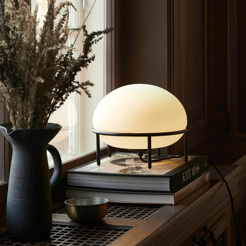 Pump Table Lamp - Black