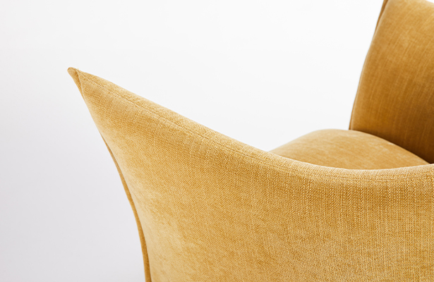 Lili Lounge Chair - Yellow Silex 46 - Unique Form.