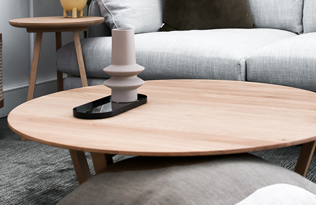 Form Coffee Table - Oak - A sleek profile