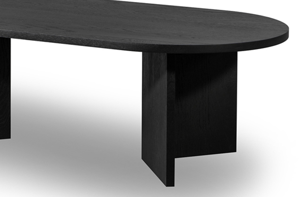 Edge Oval Coffee Table - Black - A stunning contrast