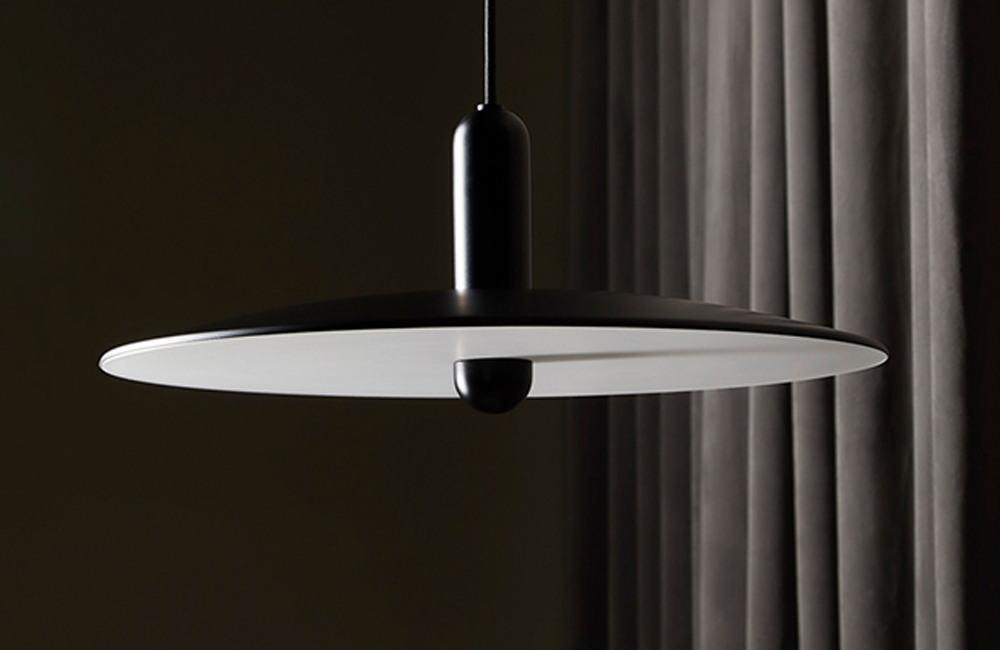 LU Small Pendant Light - Black - <p>Pure Form</p>