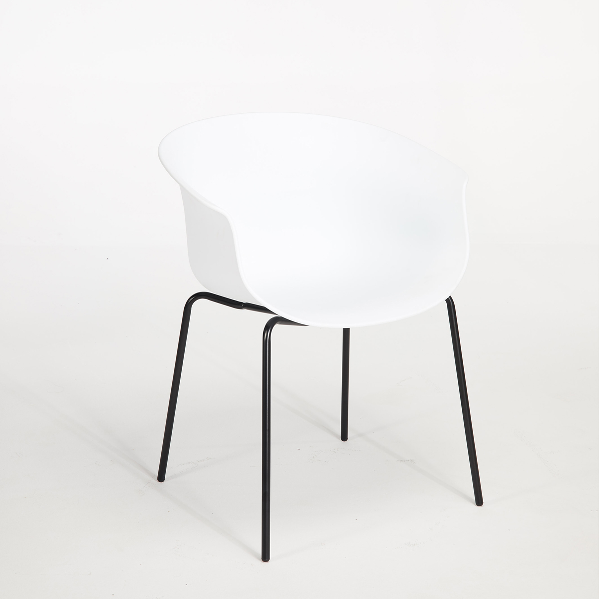 Queen Dining Chair - White / Black