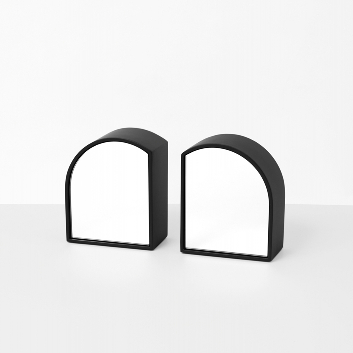 Archie Mirror Bookends - Black