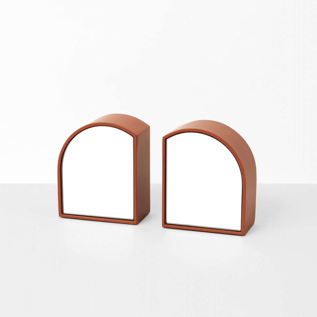 Archie Mirror Bookends - Rust