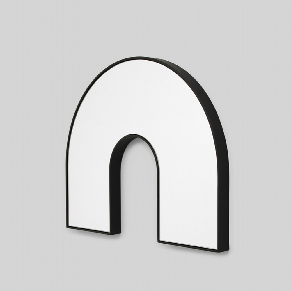 Kaari Arch Mirror - Black