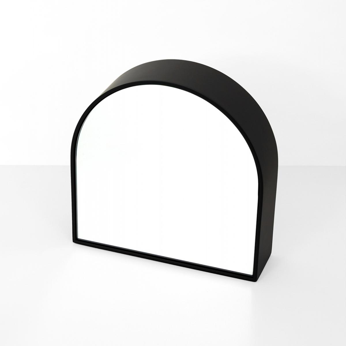 Objekt Arch Mirror - Black