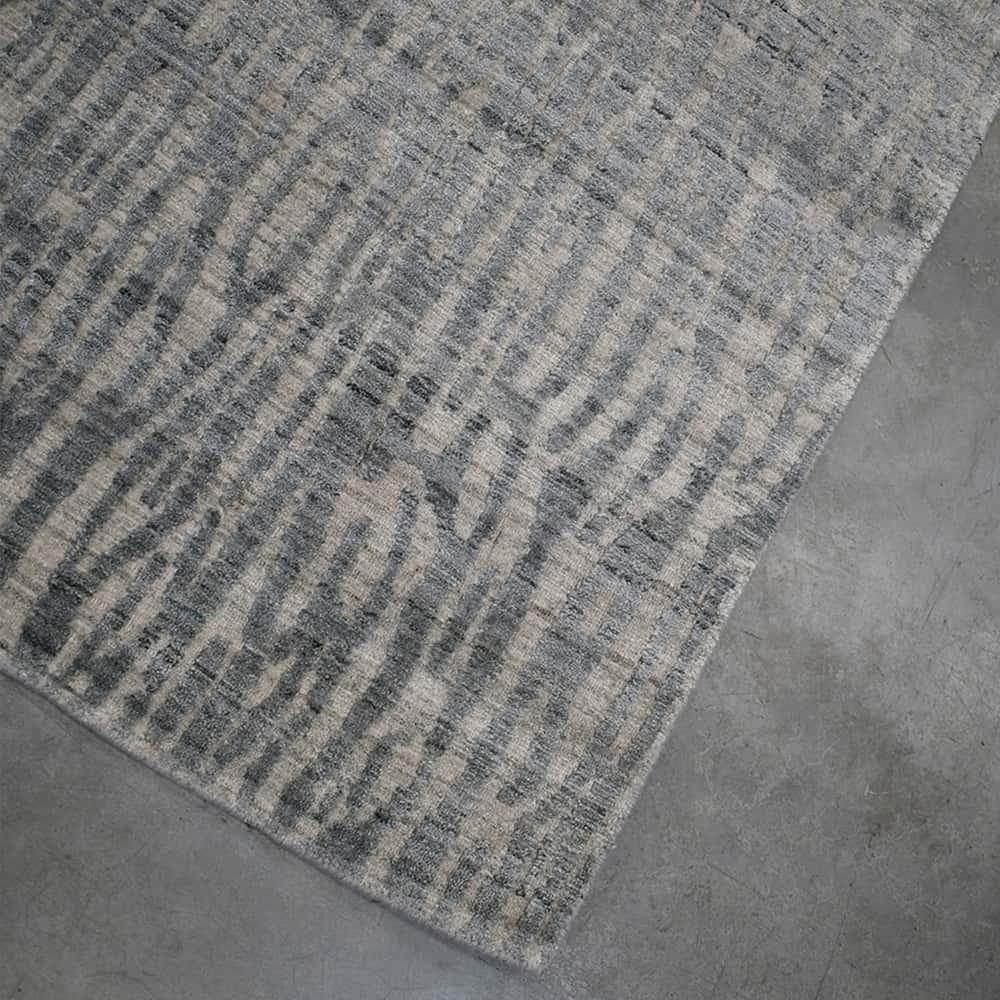 Recengy VN76 Rug - Grey