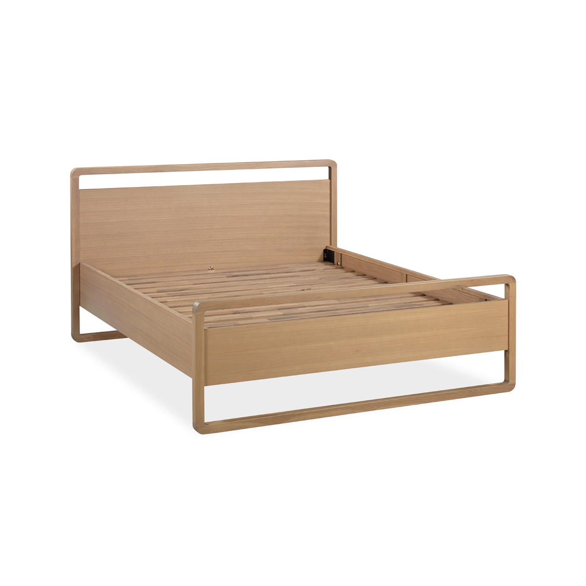 Echo King Bed - Oak